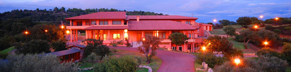 Entrata-Hotel-&-Resort-Sa-Rocca